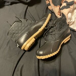 size 8 new boots black